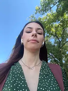 Amelie Crosby online show from 06/29/26, 02:06