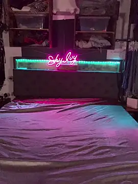 Snapshot of Shy_Ivy chatting on 10/01/25, 09:54 Shy Ivy online show from 10/01/25, 09:54