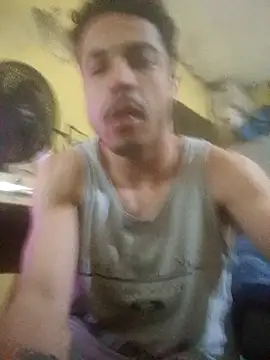 Snapshot of Veww1313 chatting on 10/08/25, 05:10 Veww1313 online show from 10/08/25, 05:10