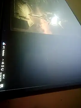 Snapshot of Veww1313 chatting on 10/15/25, 11:54 Veww1313 online show from 10/15/25, 11:54