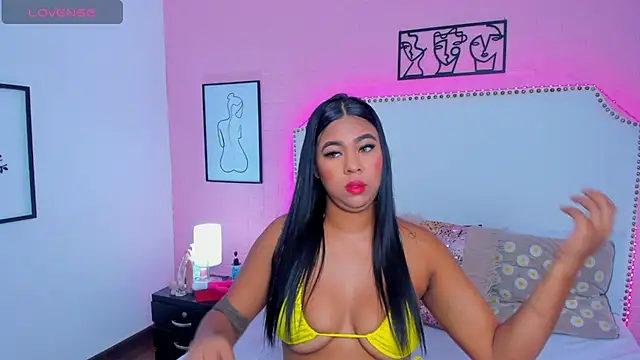 Snapshot of Meloddy_Parkerr_ chatting on 10/21/25, 04:57 Meloddy Parkerr online show from 10/21/25, 04:57