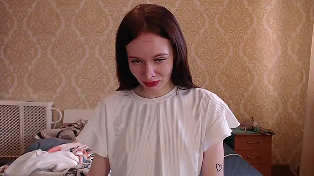 Kitkaat00 online show from 10/02/25, 12:56