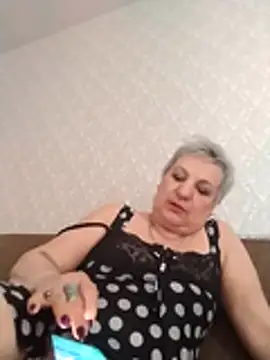 StarNicole online show from 05/19/26, 01:50