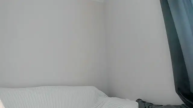 Snapshot of GraceBrawn chatting on 09/21/25, 08:38 GraceBrawn online show from 09/21/25, 08:38