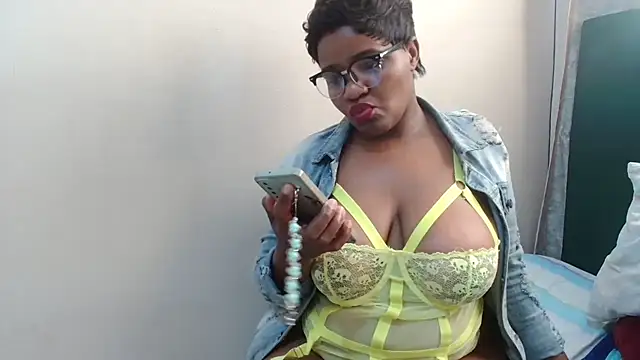 ChubbyBitch26 online show from 07/15/26, 02:11