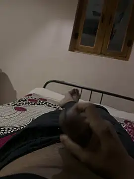 Snapshot of tippytop_311 chatting on 10/05/25, 07:56 tippytop 311 online show from 10/05/25, 07:56