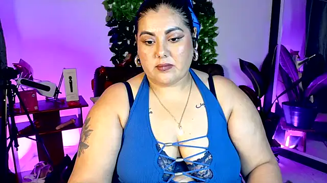 AndreaKinky online show from 06/07/26, 10:19