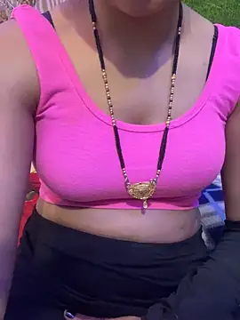Snapshot of SEXY-SIMI-BHABI chatting on 04/17/26, 02:31 SEXY-SIMI-BHABI online show from 04/17/26, 02:31