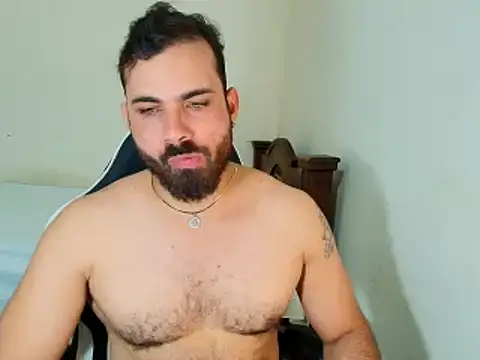 Snapshot of max_love255 chatting on 09/22/25, 11:18 max love255 online show from 09/22/25, 11:18