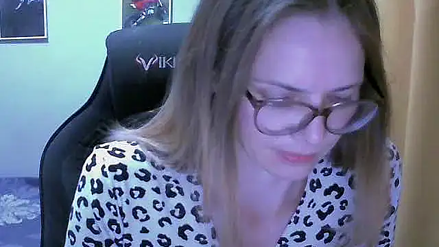 SEA Dream online show from 10/03/25, 04:31