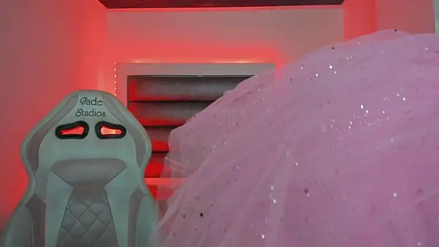 Andrea brunnette online show from 10/31/25, 12:39