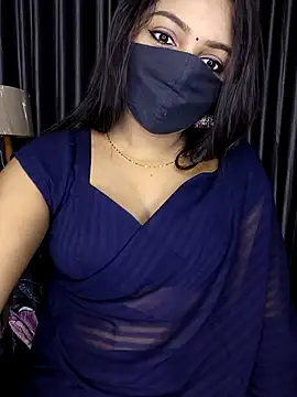 Snapshot of Webrowncouple chatting on 10/02/25, 05:03 Webrowncouple online show from 10/02/25, 05:03