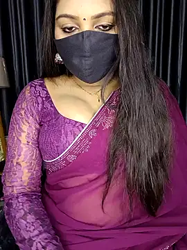 Snapshot of Webrowncouple chatting on 10/02/25, 05:42 Webrowncouple online show from 10/02/25, 05:42