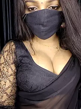 Snapshot of Webrowncouple chatting on 10/04/25, 02:37 Webrowncouple online show from 10/04/25, 02:37