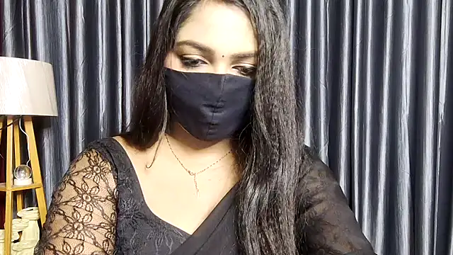 Snapshot of Webrowncouple chatting on 10/11/25, 03:10 Webrowncouple online show from 10/11/25, 03:10