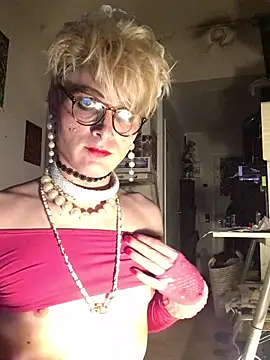 Snapshot of Sissy_Cindy_Whore chatting on 11/03/25, 08:32 Sissy Cindy Whore online show from 11/03/25, 08:32