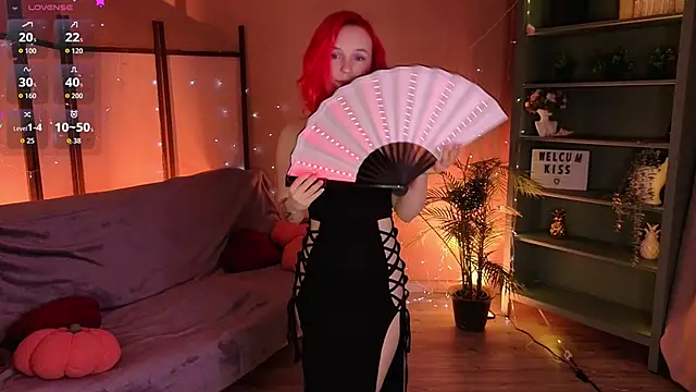 NaomiYoru online show from 06/02/26, 08:44