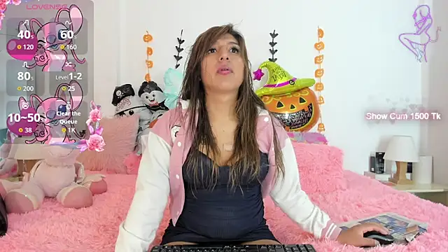 Ariana-Fernandez online show from 10/23/25, 12:37