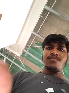 Snapshot of rohanh234 chatting on 10/20/25, 06:47 rohanh234 online show from 10/20/25, 06:47