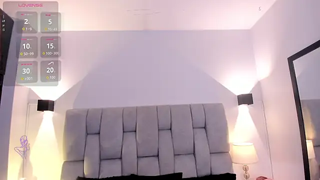 Mia volkova online show from 10/02/25, 12:12