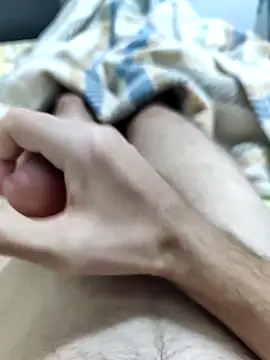 emrekzlk52 online show from 10/17/25, 08:11