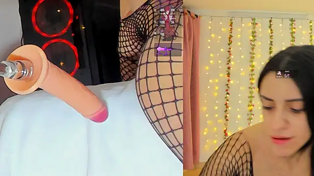 Snapshot of Kitty__Rose__ chatting on 10/14/25, 10:27 Kitty Rose online show from 10/14/25, 10:27