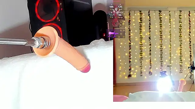 Snapshot of Kitty__Rose__ chatting on 11/21/25, 10:03 Kitty Rose online show from 11/21/25, 10:03