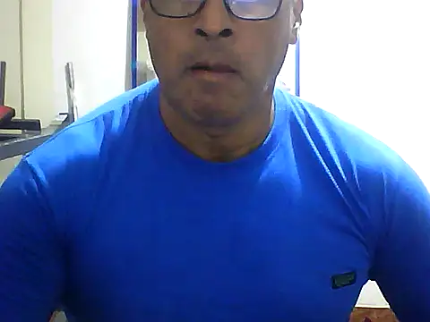 Snapshot of sexigym35 chatting on 09/19/25, 08:42 sexigym35 online show from 09/19/25, 08:42