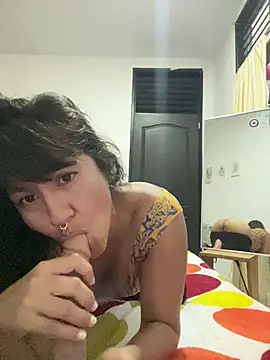 Huitaca  online show from 05/09/26, 04:39