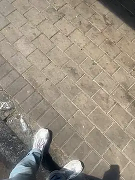 kamo012000 online show from 09/23/25, 10:29