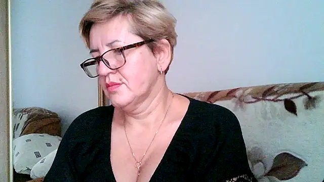 Snapshot of Dana4921 chatting on 11/06/25, 02:51 Dana4921 online show from 11/06/25, 02:51