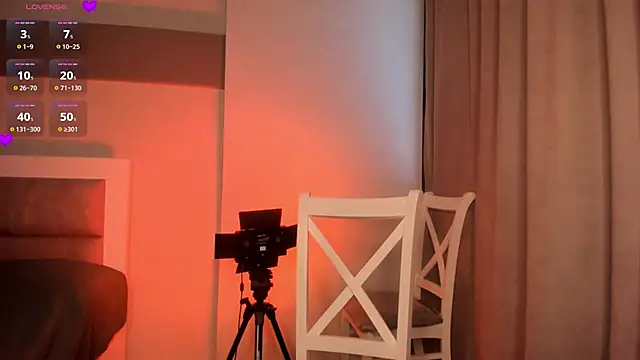 Clarity Yumi online show from 10/22/25, 03:40