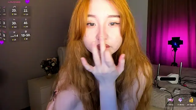 Clarity Yumi online show from 11/02/25, 03:42