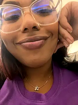 Snapshot of cariocasafada chatting on 10/22/25, 04:29 cariocasafada online show from 10/22/25, 04:29