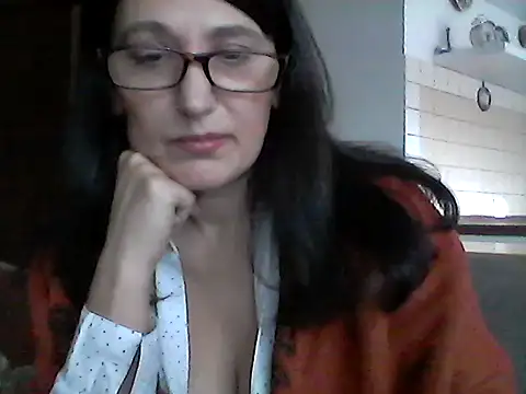 Elena48324 online show from 02/06/26, 12:30