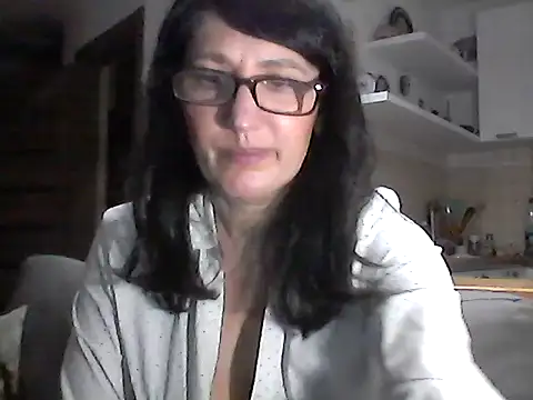 Elena48324 online show from 02/07/26, 06:44