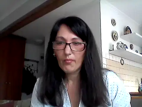 Elena48324 online show from 05/12/26, 10:23