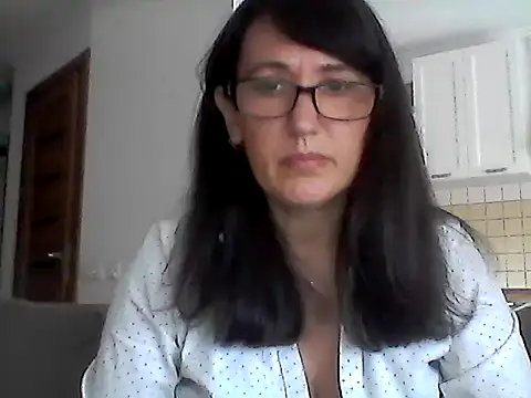 Elena48324 online show from 06/20/26, 08:39