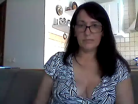 Elena48324 online show from 06/27/26, 10:53