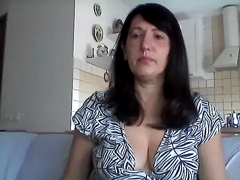 Elena48324 online show from 07/12/26, 07:10