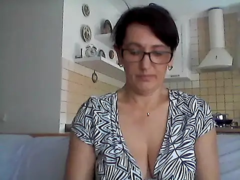Elena48324 online show from 07/14/26, 12:00