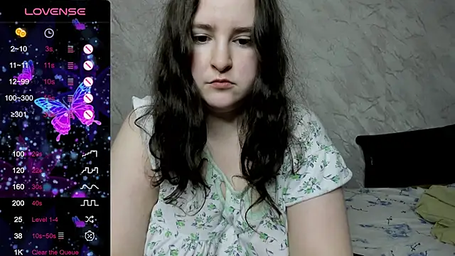 Snapshot of alice_allens chatting on 09/21/25, 11:56 alice allens online show from 09/21/25, 11:56