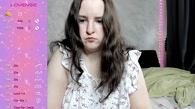 Snapshot of alice_allens chatting on 10/07/25, 08:55 alice allens online show from 10/07/25, 08:55