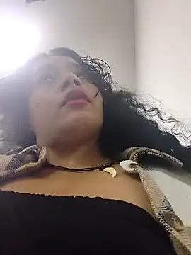 Snapshot of Yaya_watson chatting on 04/15/26, 09:04 Yaya watson online show from 04/15/26, 09:04