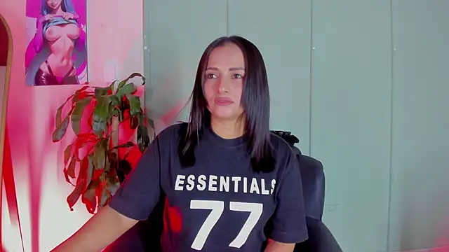 Zafiro  Brown online show from 09/24/25, 11:57