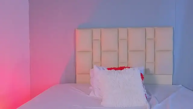 Zafiro  Brown online show from 12/03/25, 12:03