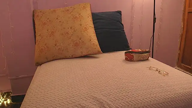 Dafne Mel online show from 11/07/25, 02:50