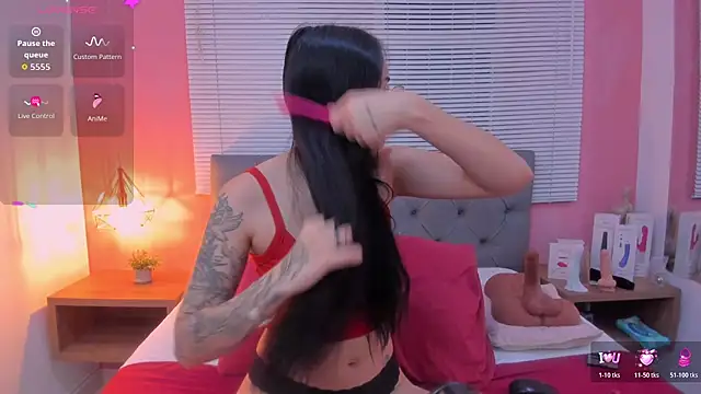 01 ashley online show from 06/10/26, 12:37
