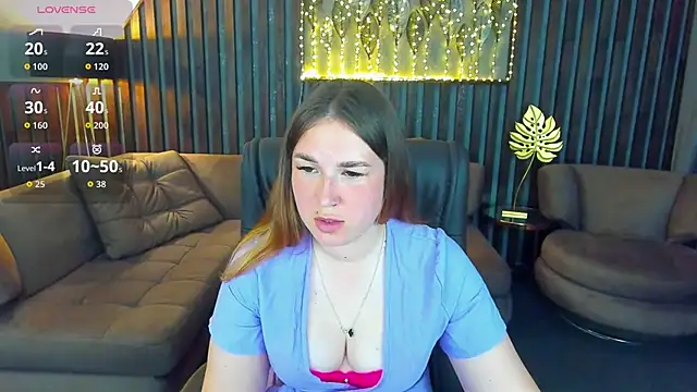Sofii darling online show from 06/14/26, 04:31