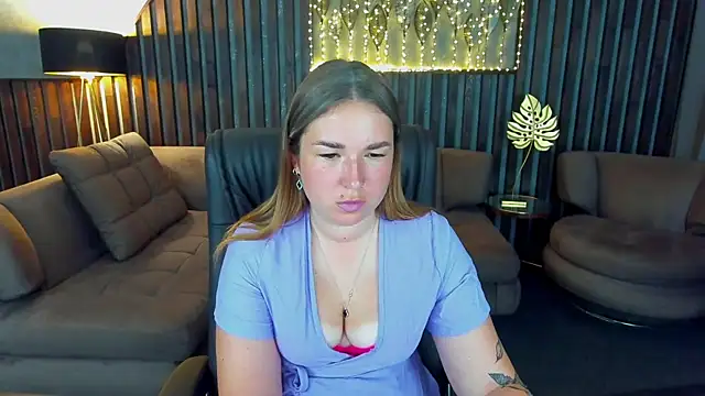 Sofii darling online show from 07/17/26, 04:34